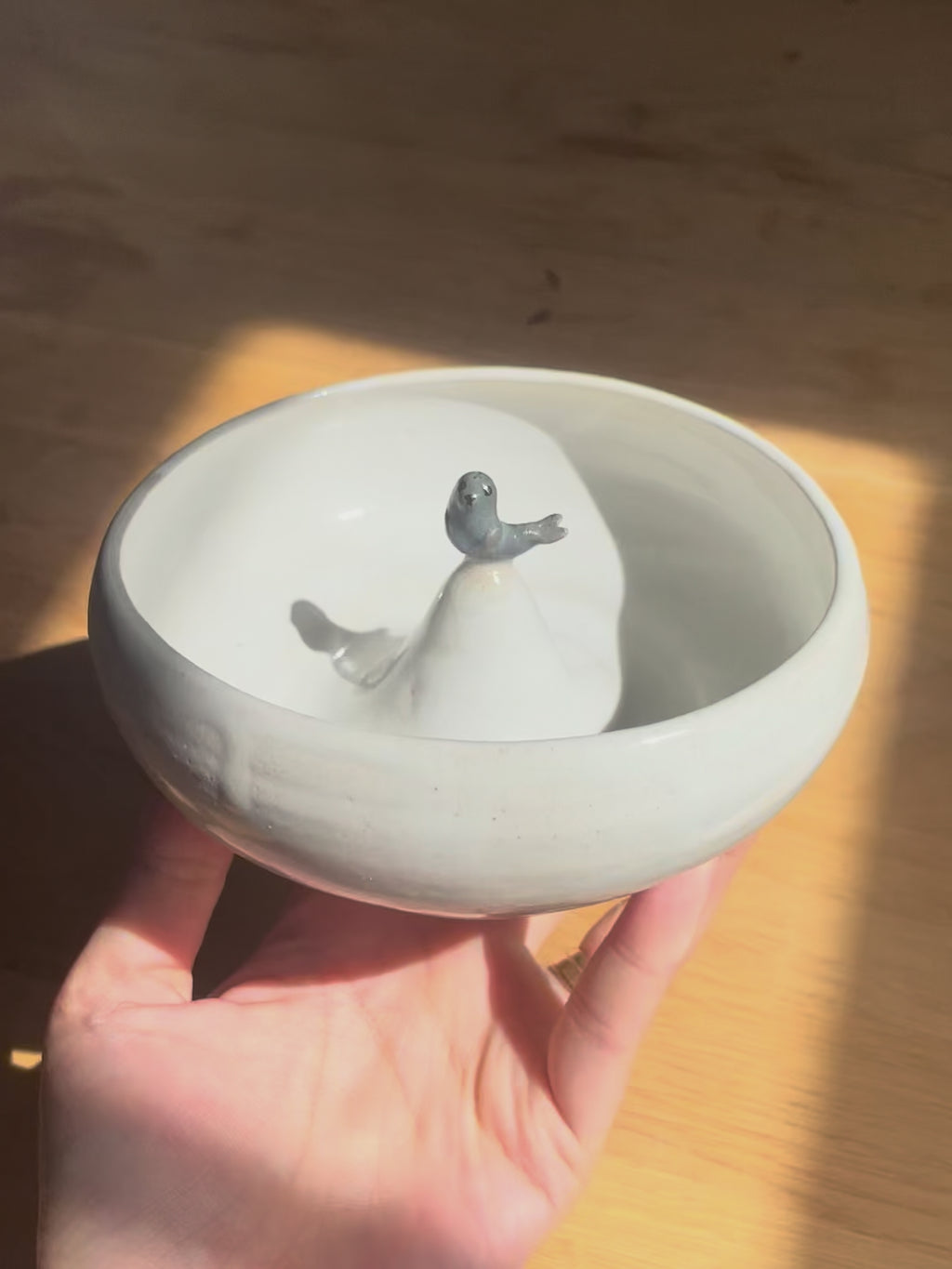 Arf arf snack/dip bowl - light grey seal