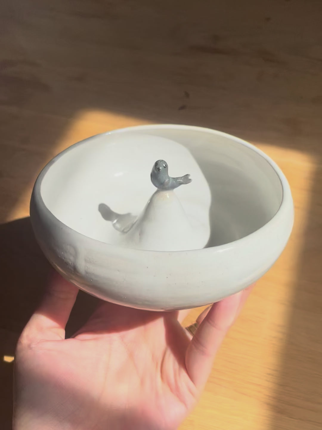 Arf arf snack/dip bowl - light grey seal